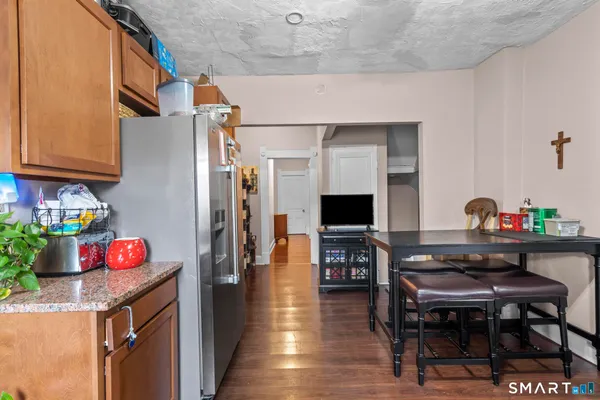 $475,000 | 51-53 Cliff Street, Norwich, CT 06360