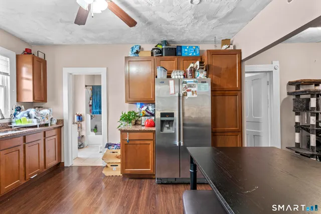 $475,000 | 51 Cliff Street, Norwich, CT 06360