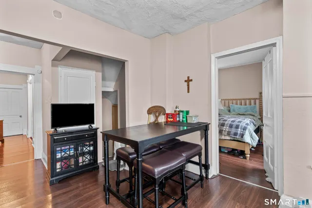 $475,000 | 51 Cliff Street, Norwich, CT 06360