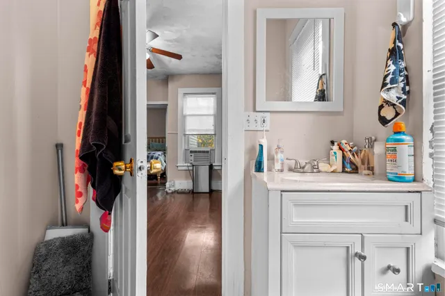 $475,000 | 51 Cliff Street, Norwich, CT 06360