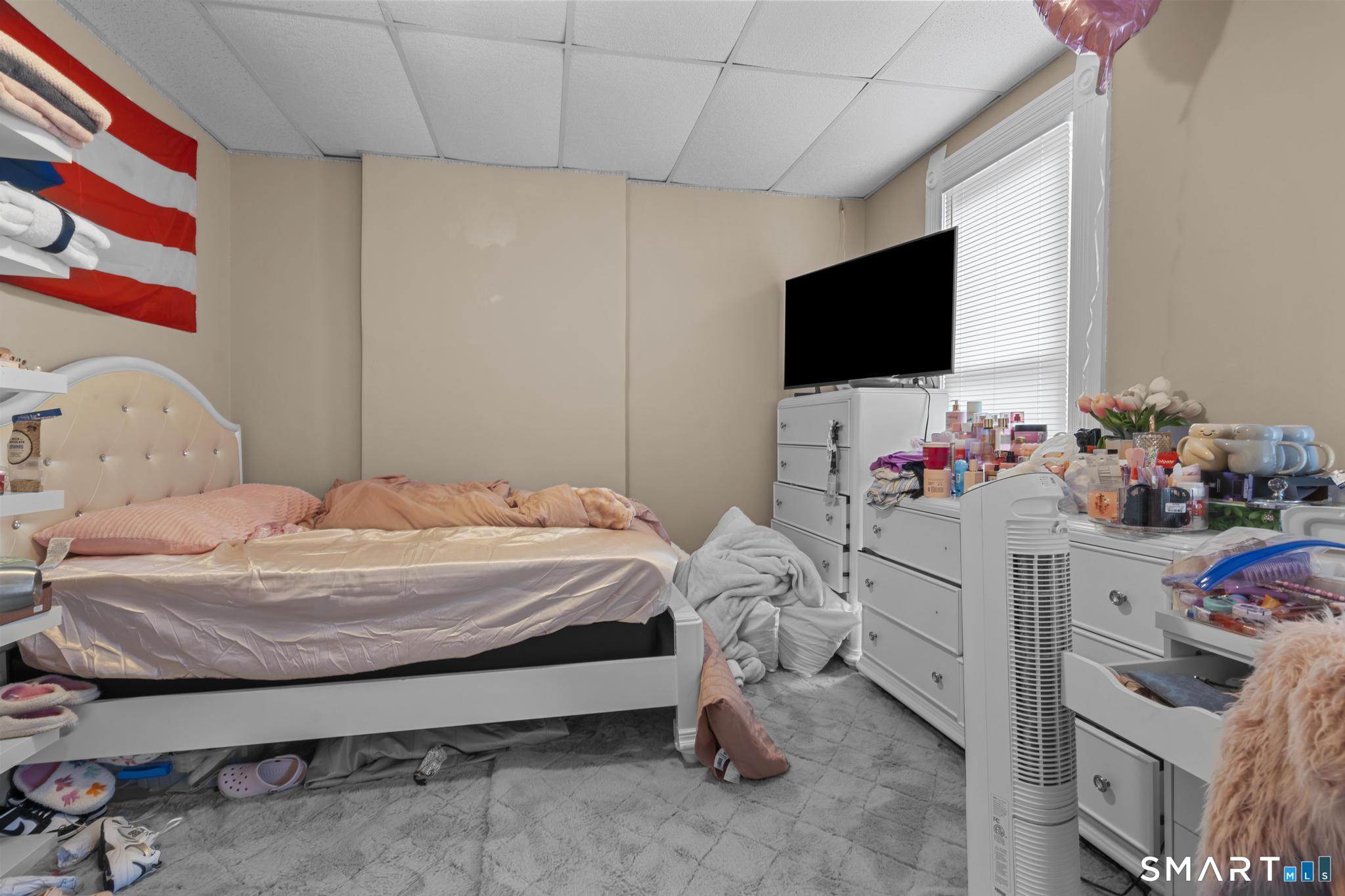 51 Cliff Street Norwich, CT 06360 - Photo 36 of 40