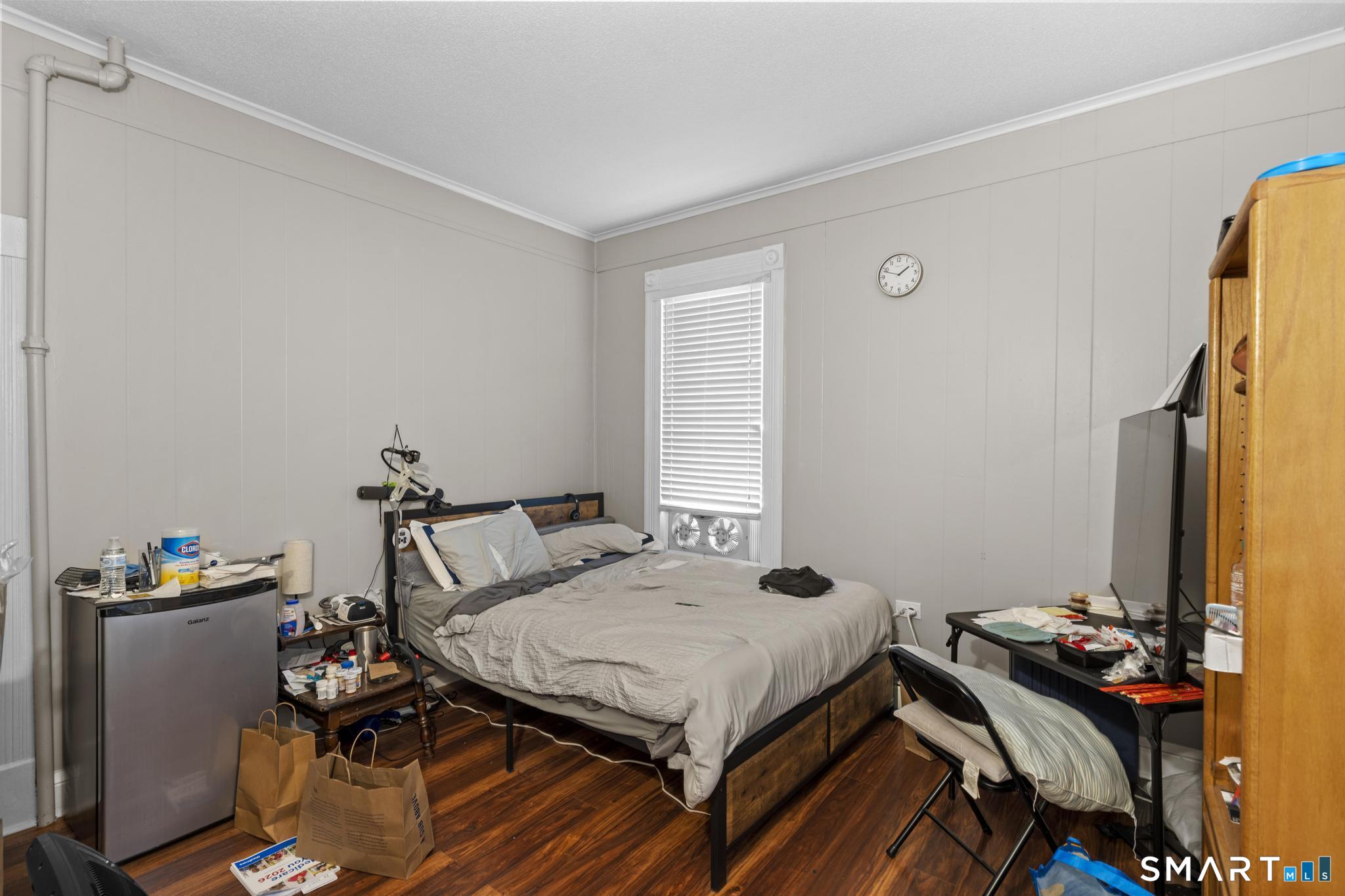 51 Cliff Street Norwich, CT 06360 - Photo 9 of 40