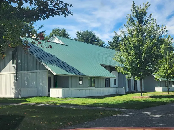 $485,000 | 185 Village Green Drive, Unit 8F, Stowe, VT 05672