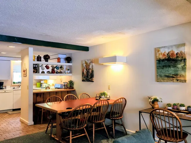 $485,000 | 185 Village Green Drive, Unit 8F, Stowe, VT 05672