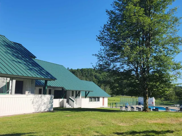 $485,000 | 185 Village Green Drive, Unit 8F, Stowe, VT 05672