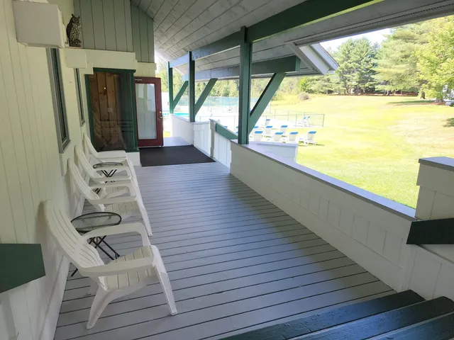 $485,000 | 185 Village Green Drive, Unit 8F, Stowe, VT 05672