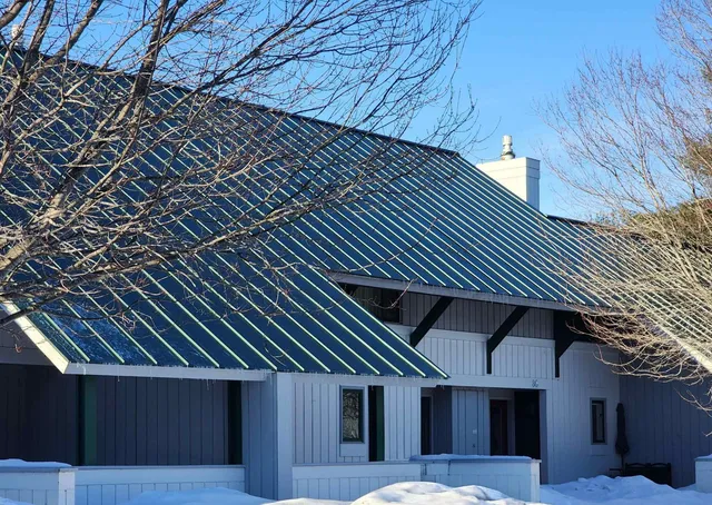 $485,000 | 185 Village Green Drive, Unit 8F, Stowe, VT 05672
