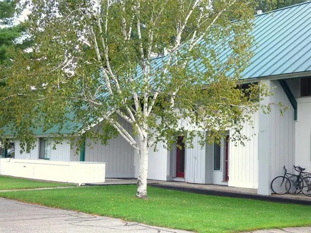 $485,000 | 185 Village Green Drive, Unit 8F, Stowe, VT 05672