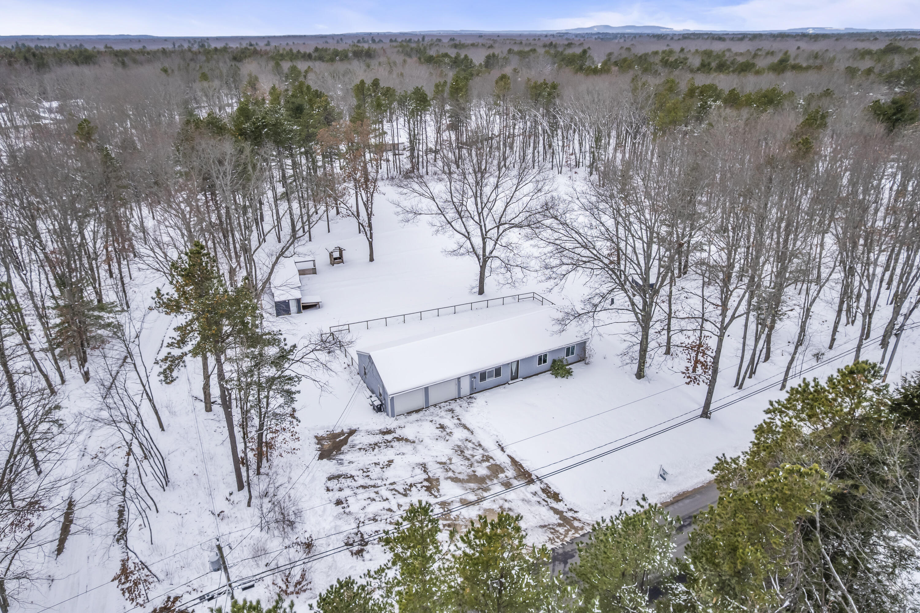 24 Middle Road Kennebunk, ME 04043 - Photo 1 of 50 24 Middle Rd_115