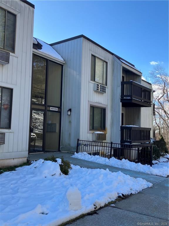 175 Mill Pond Road, Unit 302 Hamden, CT 06514 - Photo 1 of 1 Building 300