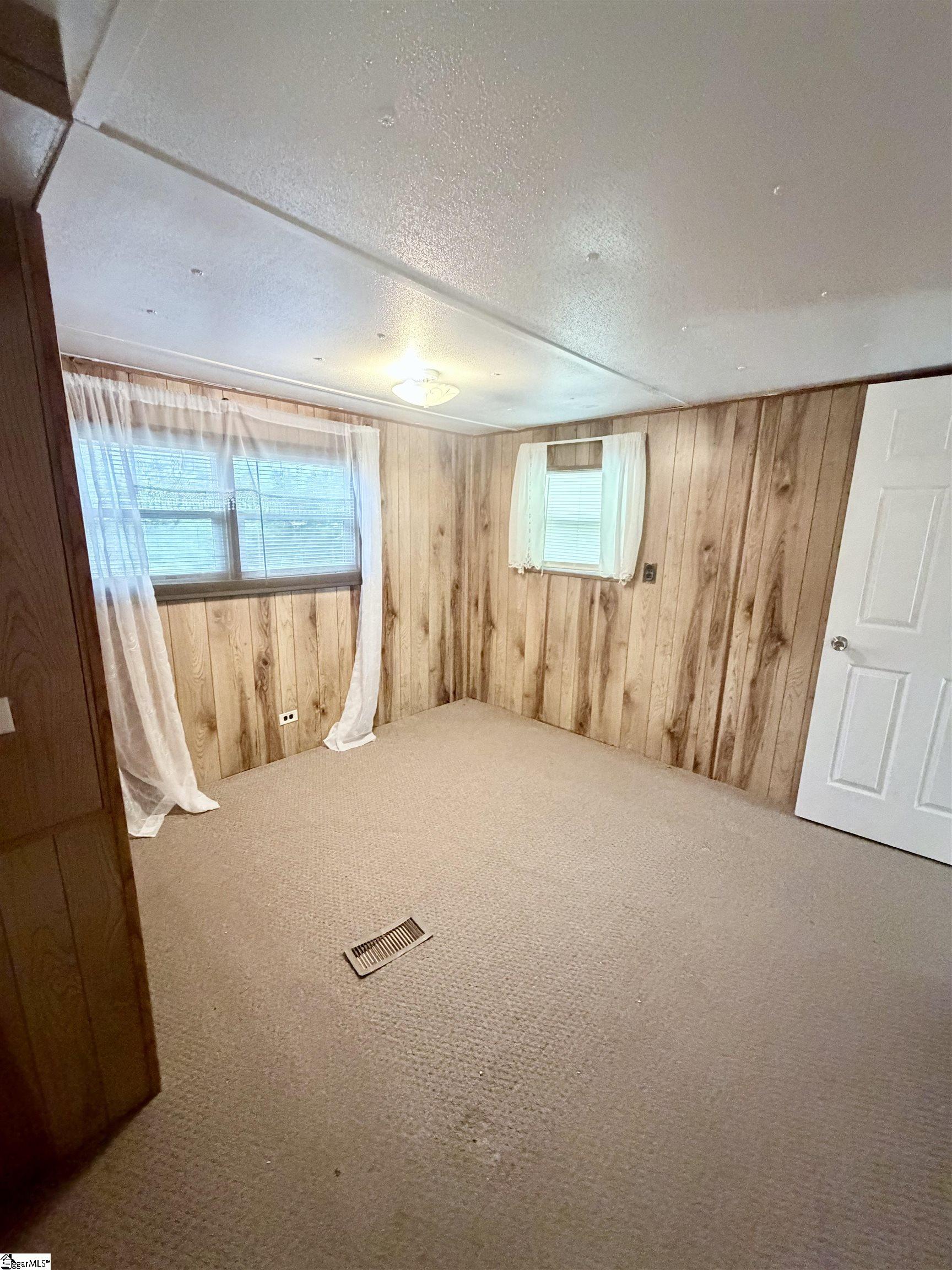 129 Boone Drive Easley, SC 29640 - Photo 19 of 27