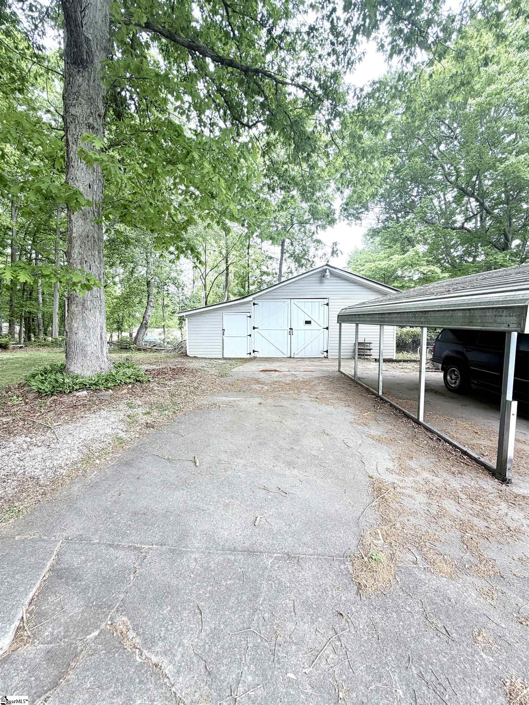 129 Boone Drive Easley, SC 29640 - Photo 8 of 27