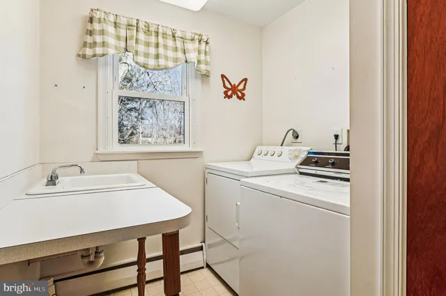 $425,000 | 106 Valley View Farm Lane, Tracys Landing, MD 20779