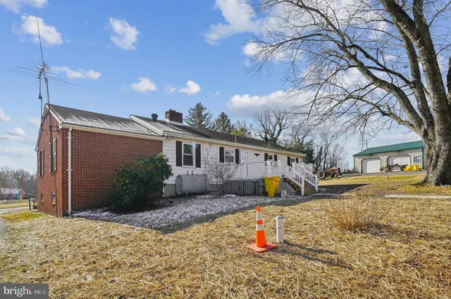 $425,000 | 106 Valley View Farm Lane, Tracys Landing, MD 20779