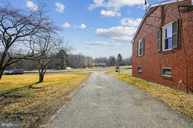 $425,000 | 106 Valley View Farm Lane, Tracys Landing, MD 20779
