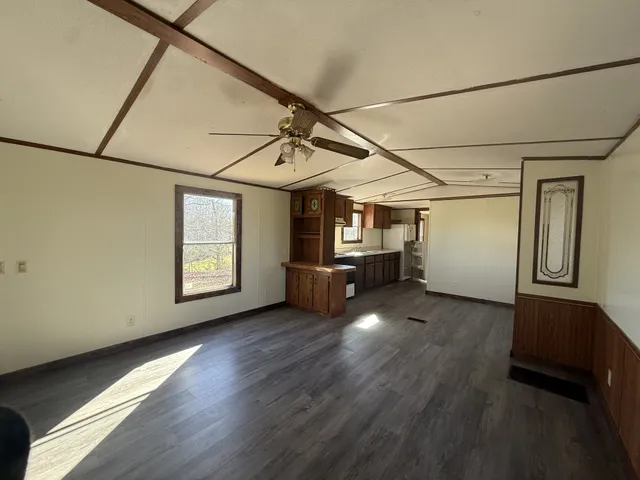 $98,000 | 4856 Highway 13, Linden, TN 37096