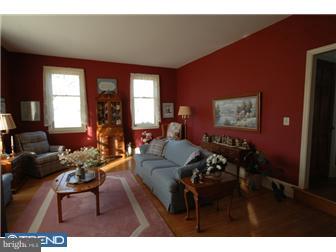 234 Reeder Road Honey Brook, PA 19344 - Photo 6 of 12 Living Room
