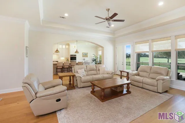 $725,000 | 6291 Royal Lakes Estates Avenue, Gonzales, LA 70737