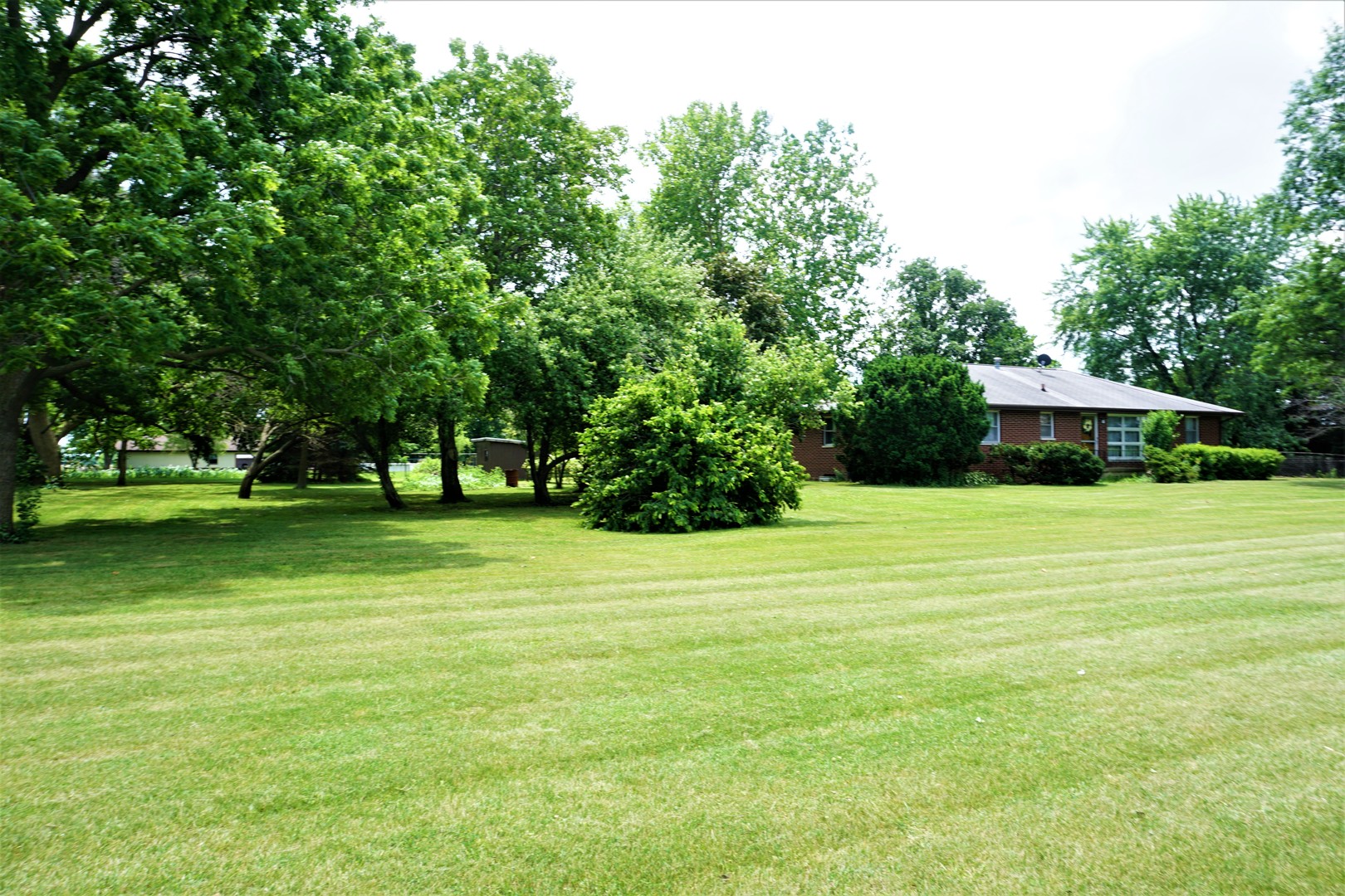 201 Stockholm Road Paxton, IL 60957 - Photo 3 of 30 Gallery Image 3