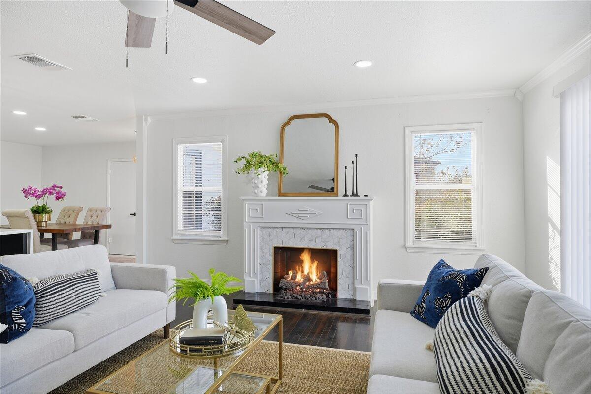 2503 27th Street Lubbock, TX 79410 - Photo 3 of 28 06-nmdds-6