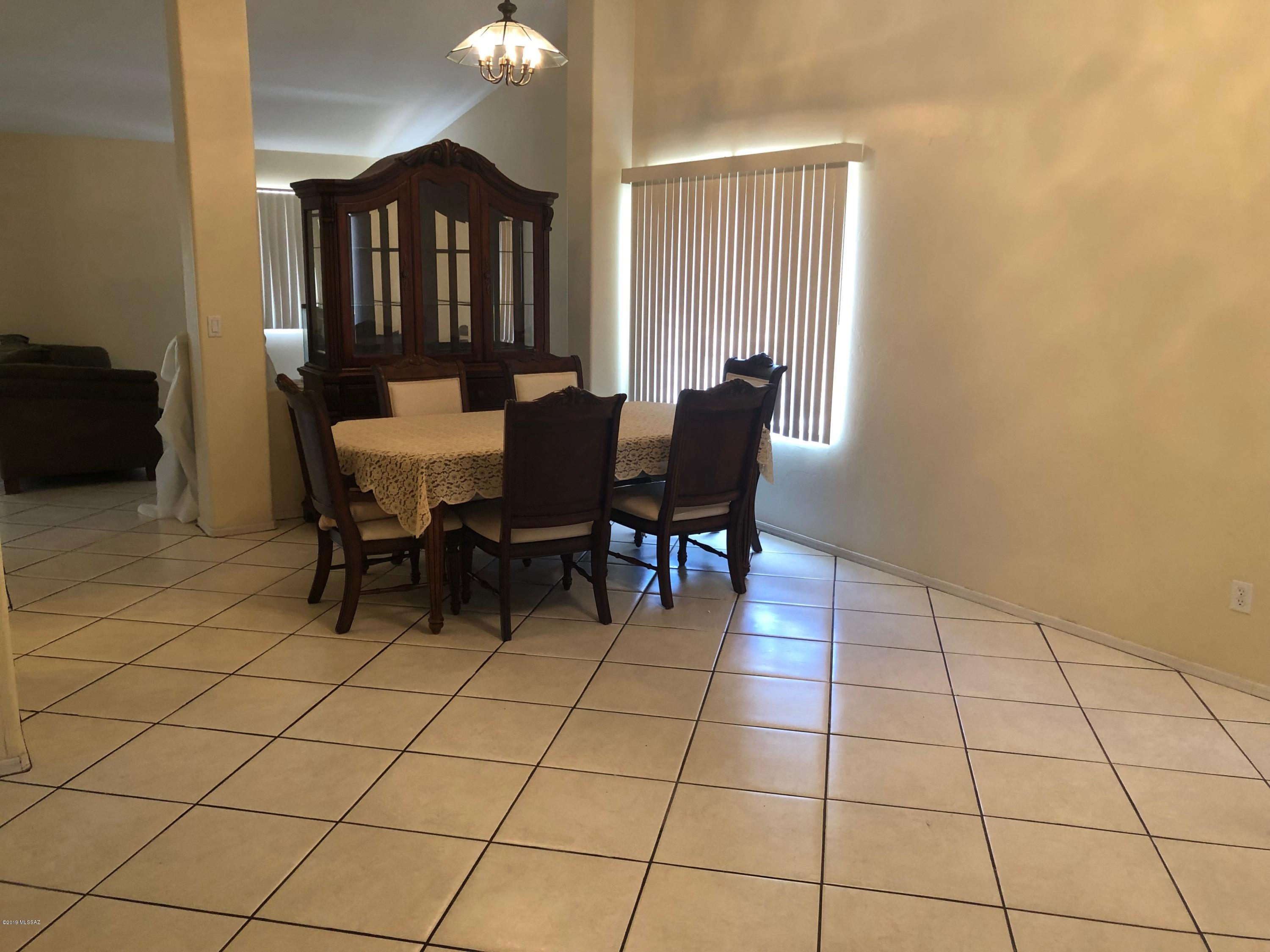 1164 Pebblewood Court Rio Rico, AZ 85648 - Photo 5 of 8