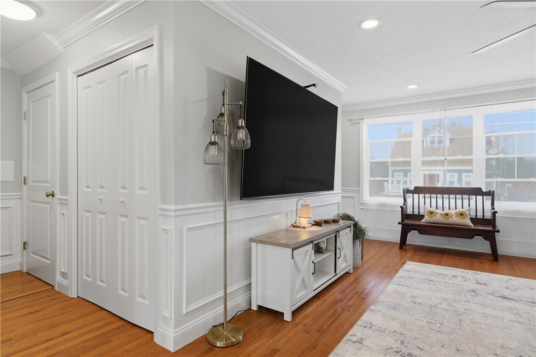 25 Graniteville Road Burrillville, RI 02830 - Photo 12 of 38