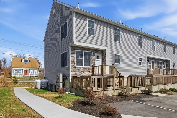 $405,000 | 25 Graniteville Road, Burrillville, RI 02830