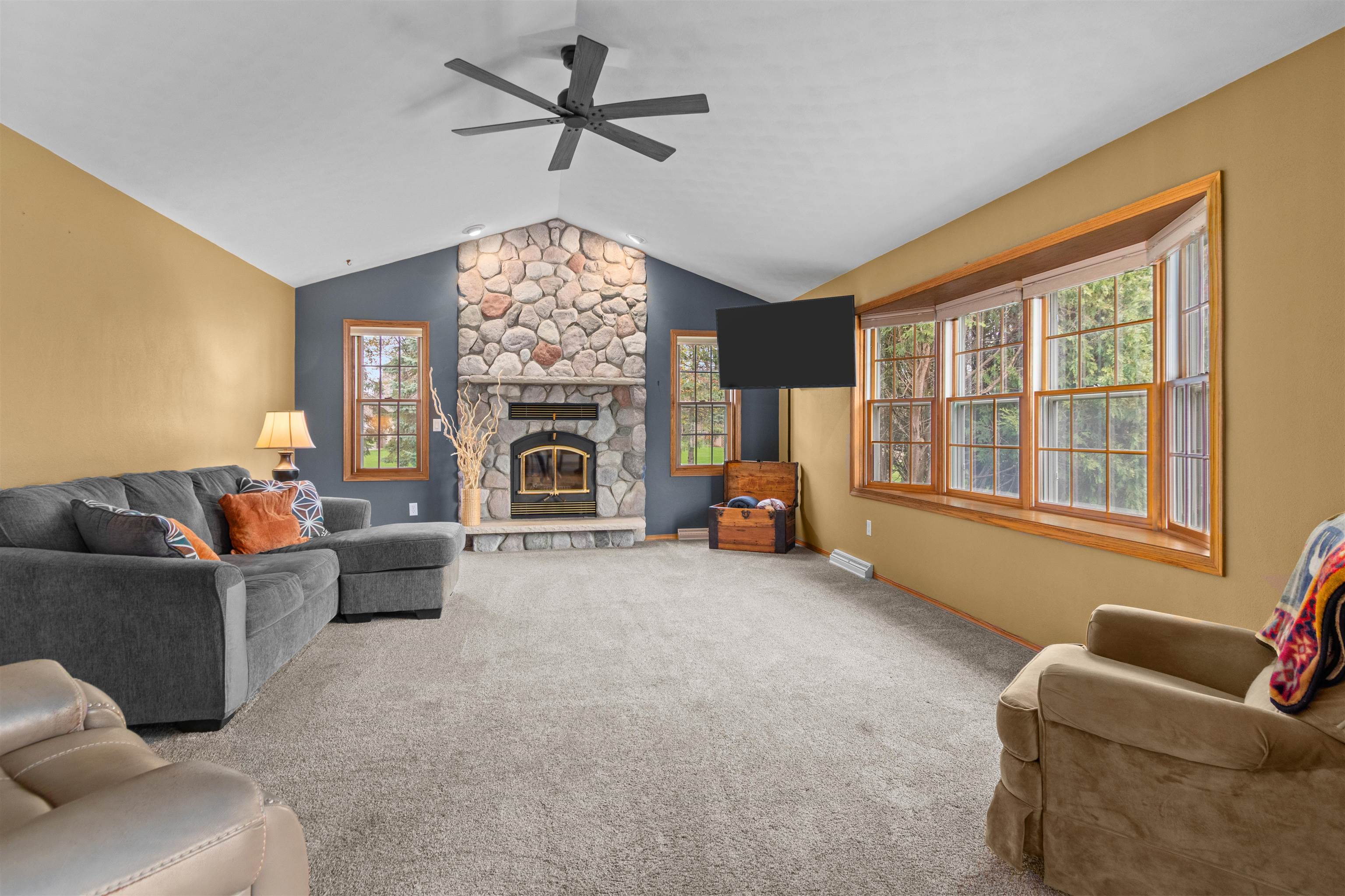 N288 Candlelite Way Appleton, WI 54915 - Photo 12 of 45