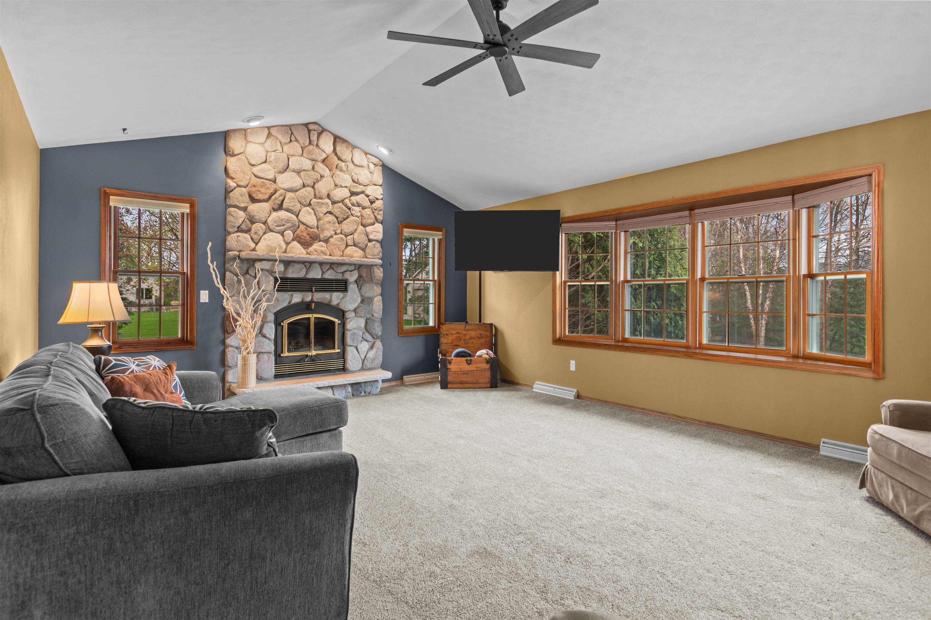 N288 Candlelite Way Appleton, WI 54915 - Photo 13 of 45