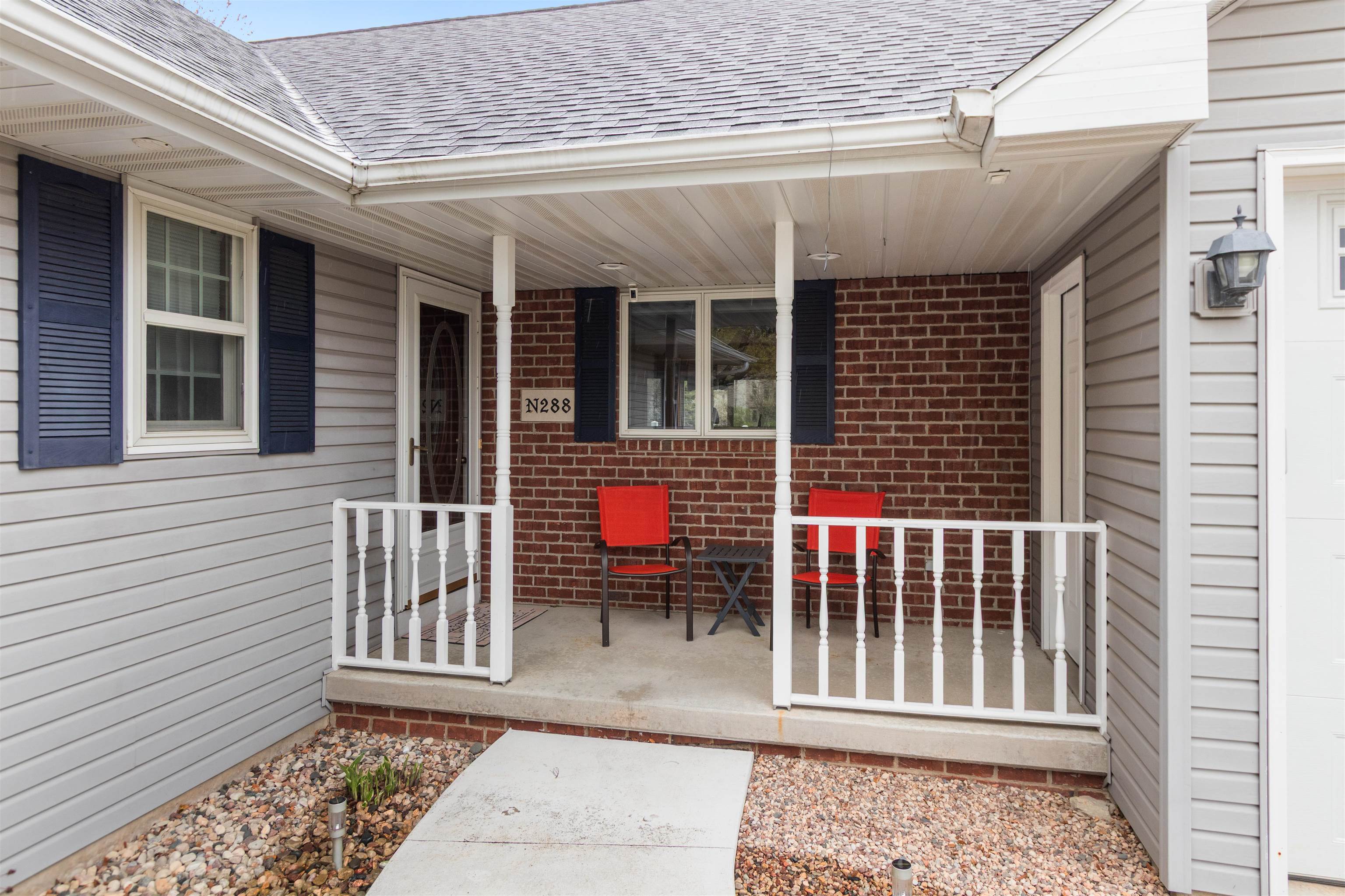 N288 Candlelite Way Appleton, WI 54915 - Photo 2 of 45