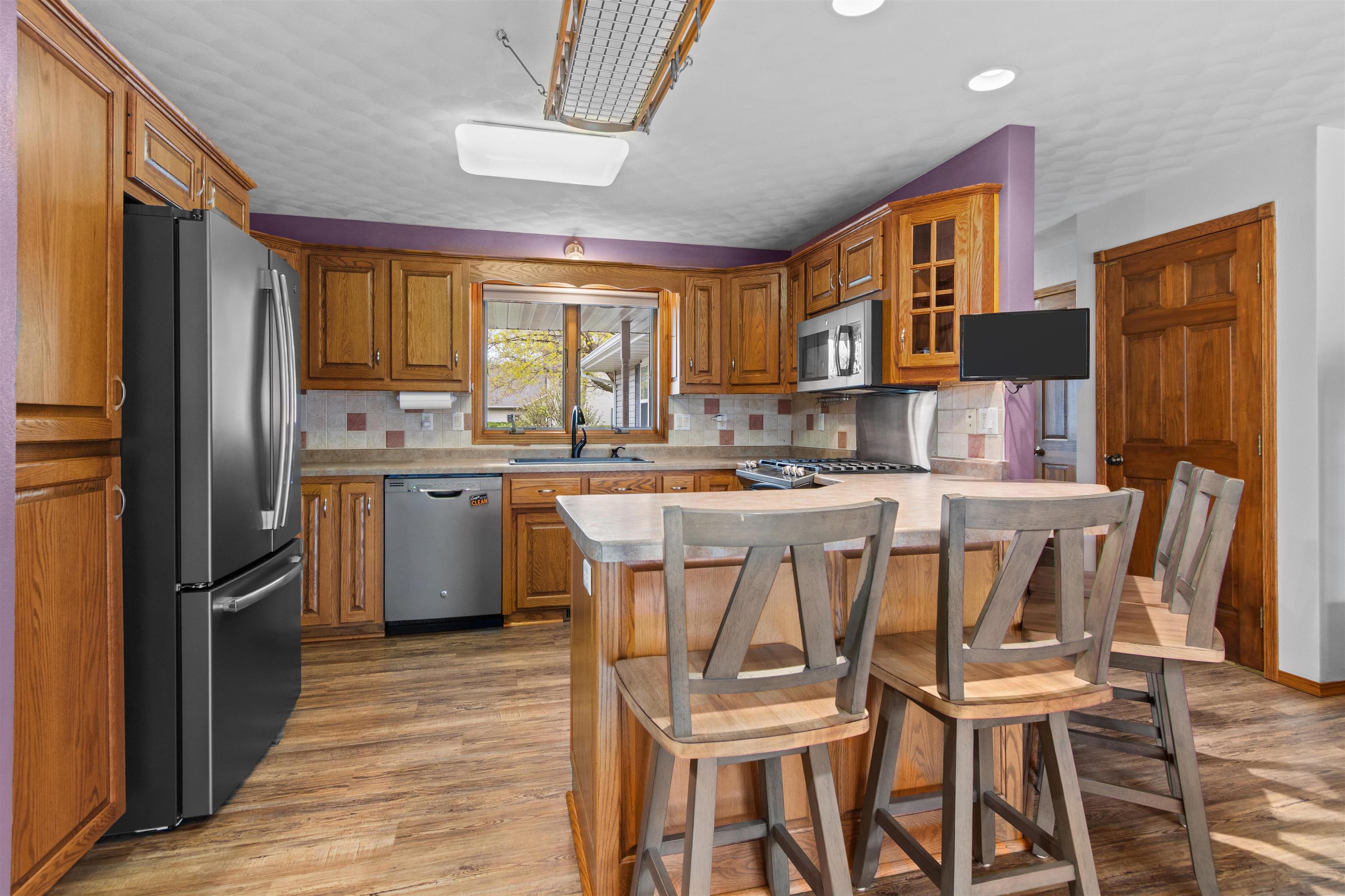 N288 Candlelite Way Appleton, WI 54915 - Photo 3 of 45