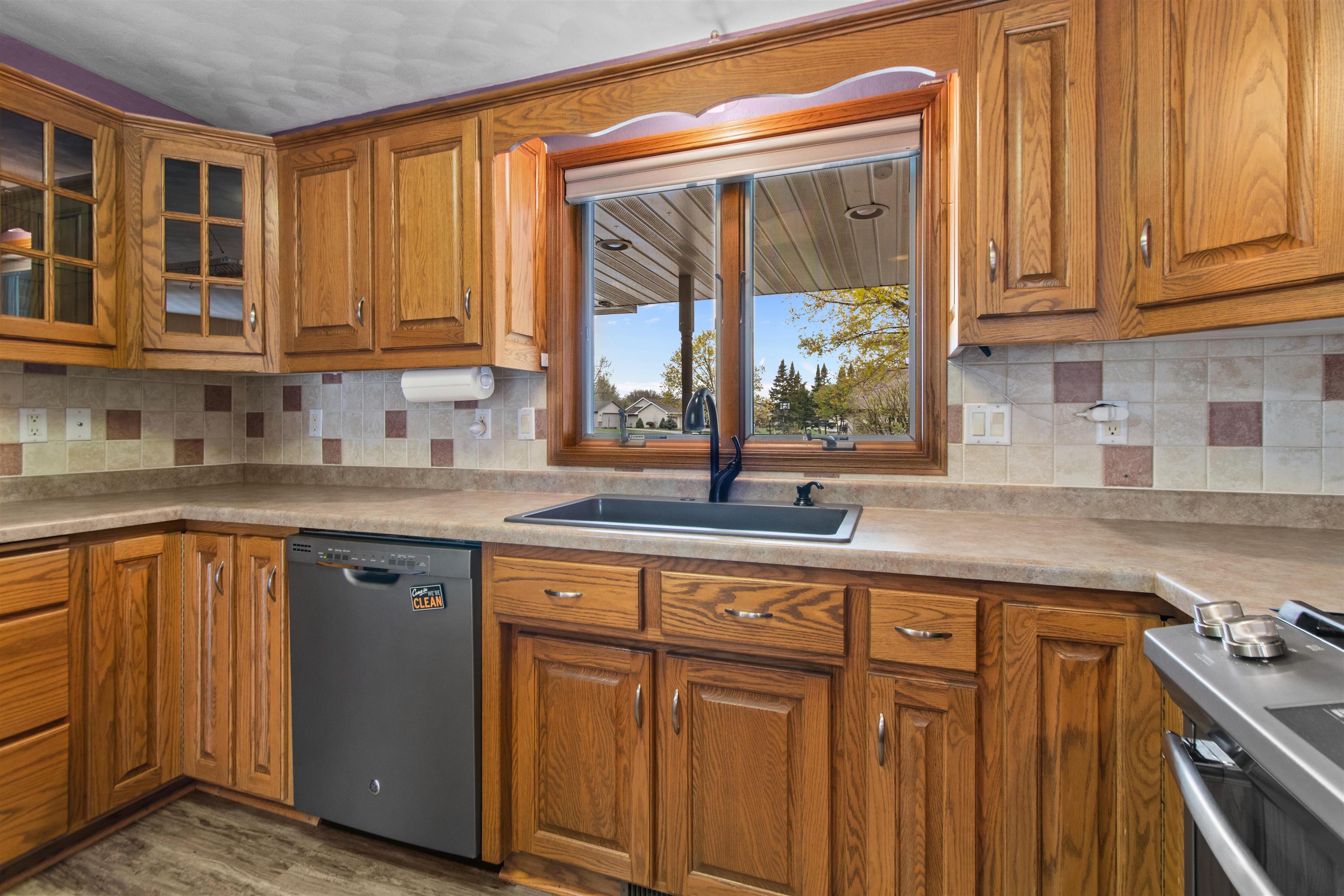 N288 Candlelite Way Appleton, WI 54915 - Photo 7 of 45