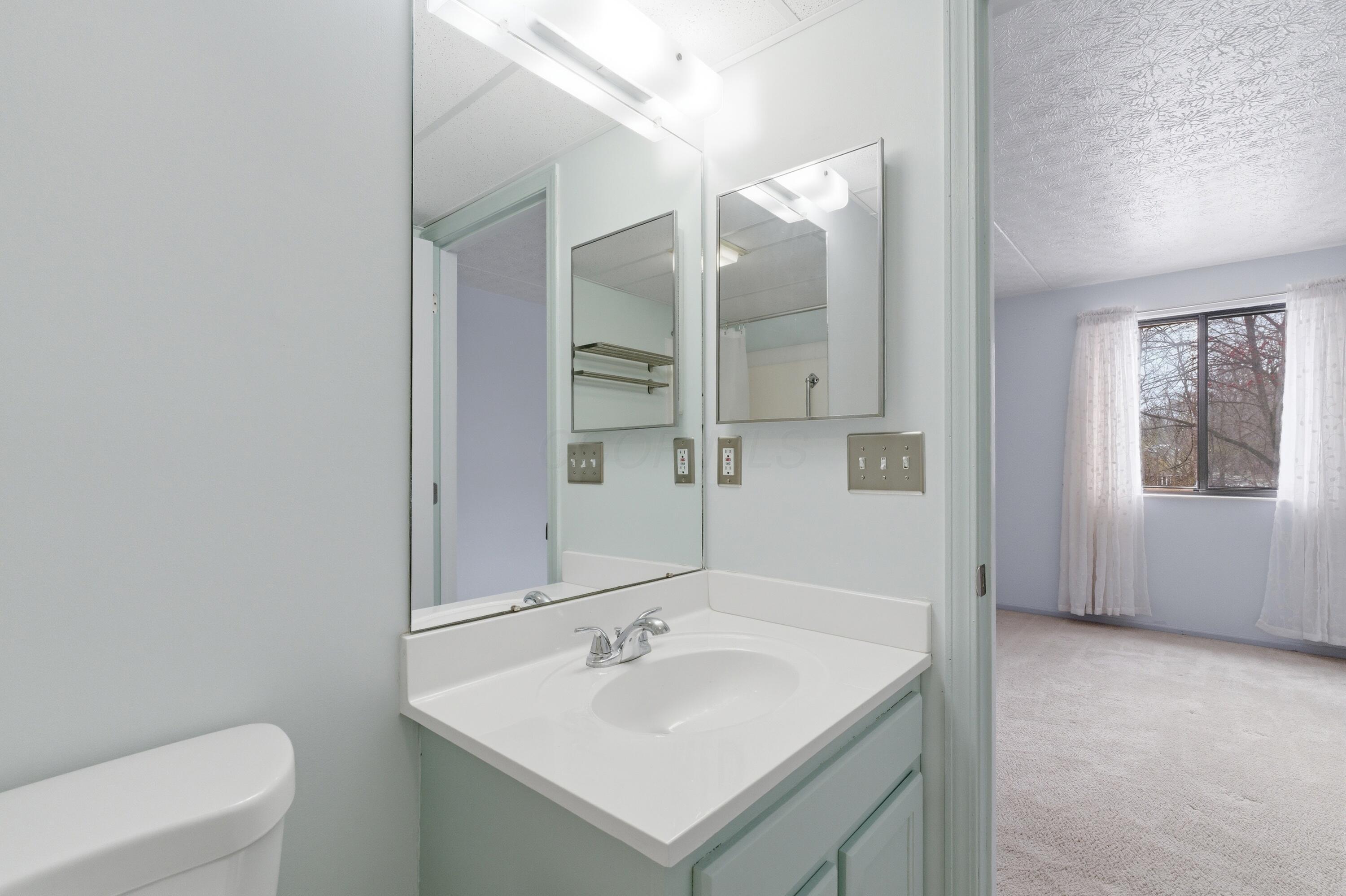 3941 Karl Road, Unit 133 Columbus, OH 43224 - Photo 18 of 23