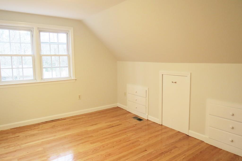 59 Lakeview Road Foxboro, MA 02035 - Photo 13 of 14 Gallery Image 13