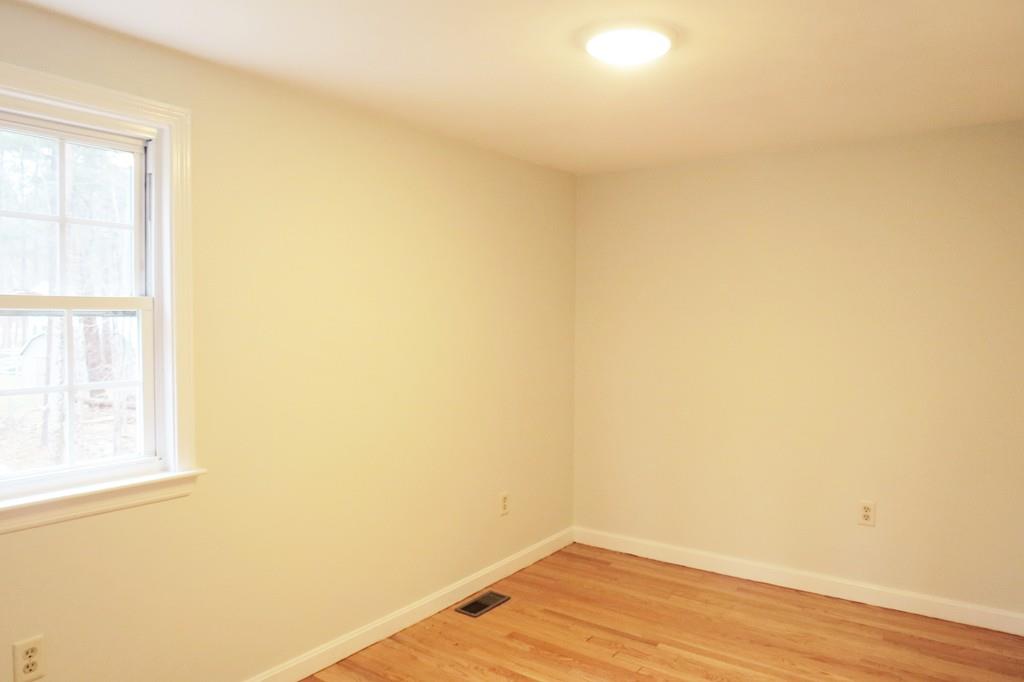 59 Lakeview Road Foxboro, MA 02035 - Photo 14 of 14 Gallery Image 14