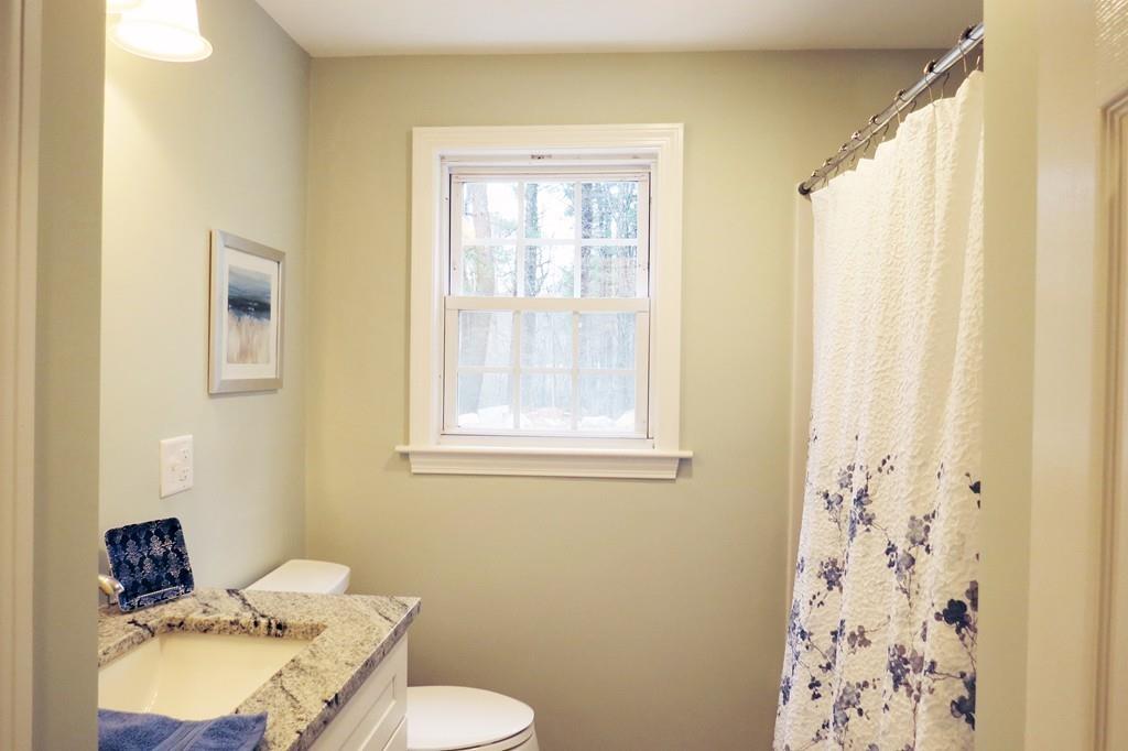 59 Lakeview Road Foxboro, MA 02035 - Photo 8 of 14 Gallery Image 8