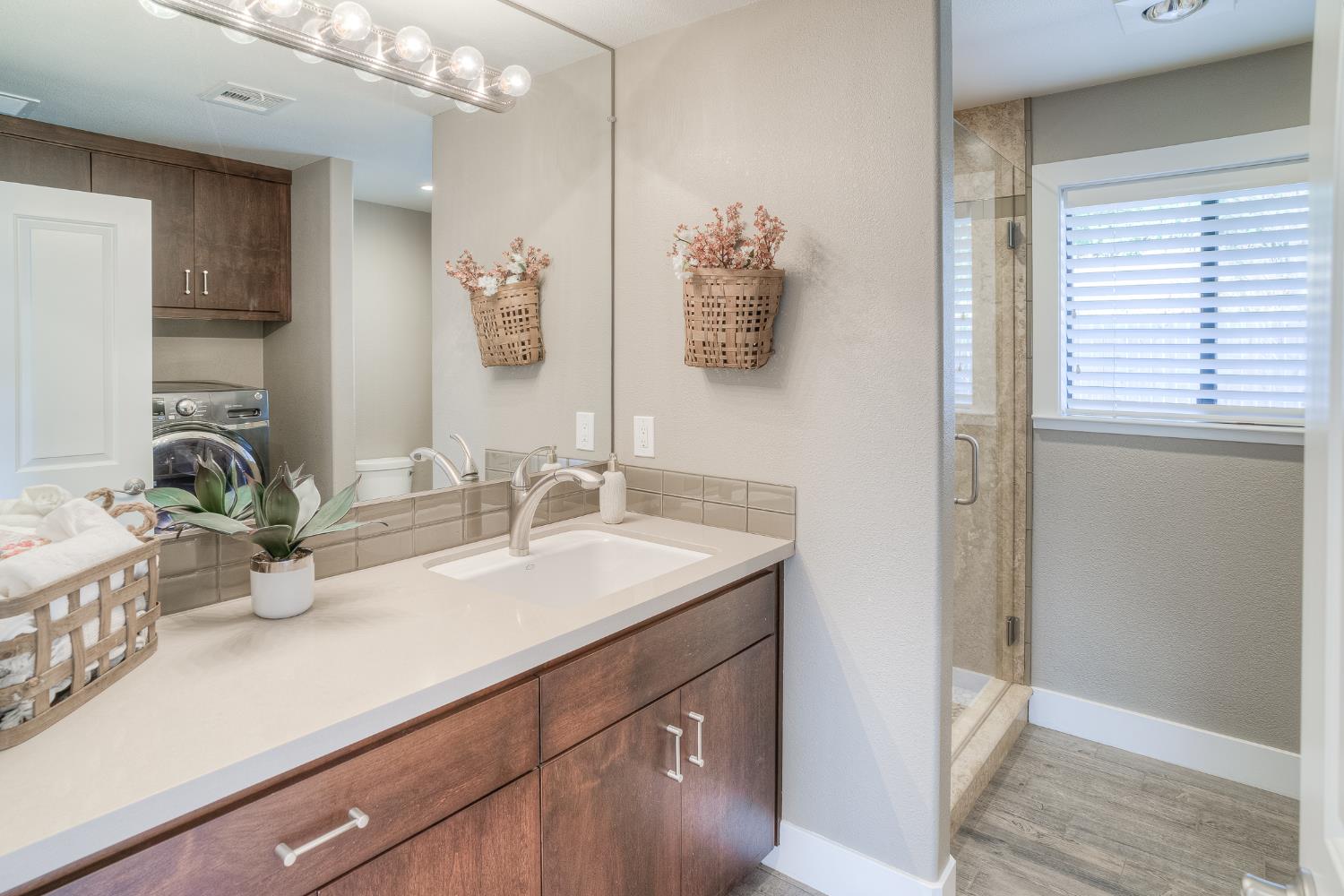 800 South Meridian Road Meridian, CA 95957 - Photo 48 of 81 a bathroom with a sink and a mirror