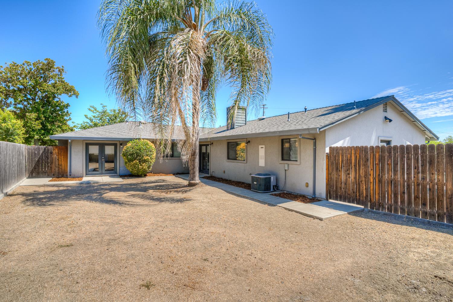 800 South Meridian Road Meridian, CA 95957 - Photo 60 of 81 a front view of a house with a yard and garage
