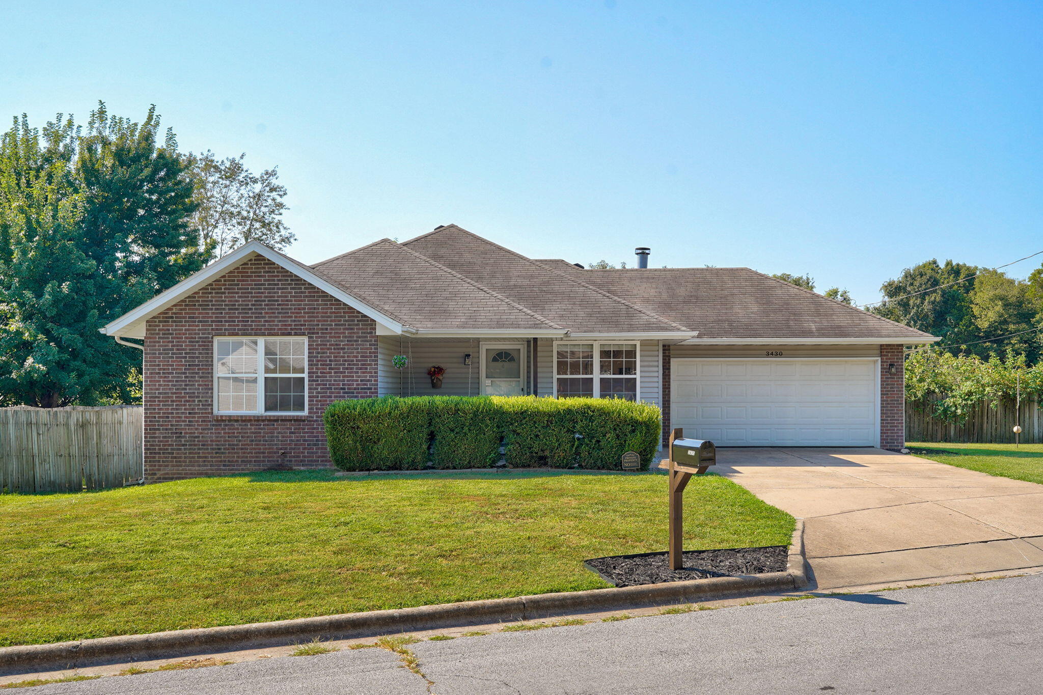 3430 West Riverside Street Springfield, MO 65807 - Photo 1 of 29 3430 W Riverside St-2