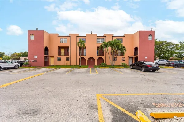 $240,000 | 6600 West 2nd Court, Unit 24, Hialeah, FL 33012