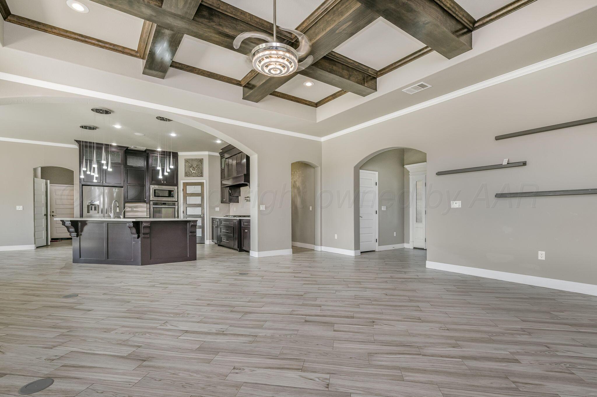 15351 Let It Be Amarillo, TX 79119 - Photo 6 of 47 Living/Kitchen
