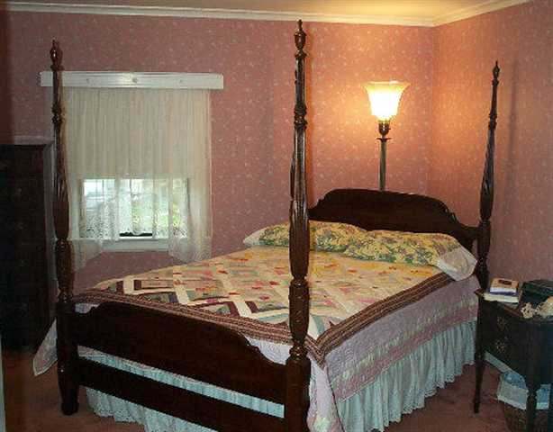 20 Forest Road Bethlehem, NY 12054 - Photo 4 of 4 Photo 5