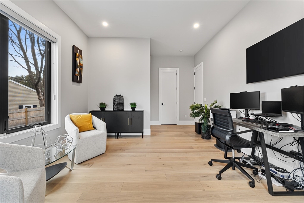 1 Revolutionary Road Lexington, MA 02421 - Photo 31 of 42