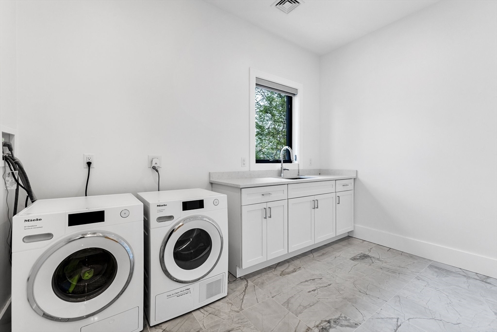 1 Revolutionary Road Lexington, MA 02421 - Photo 34 of 42