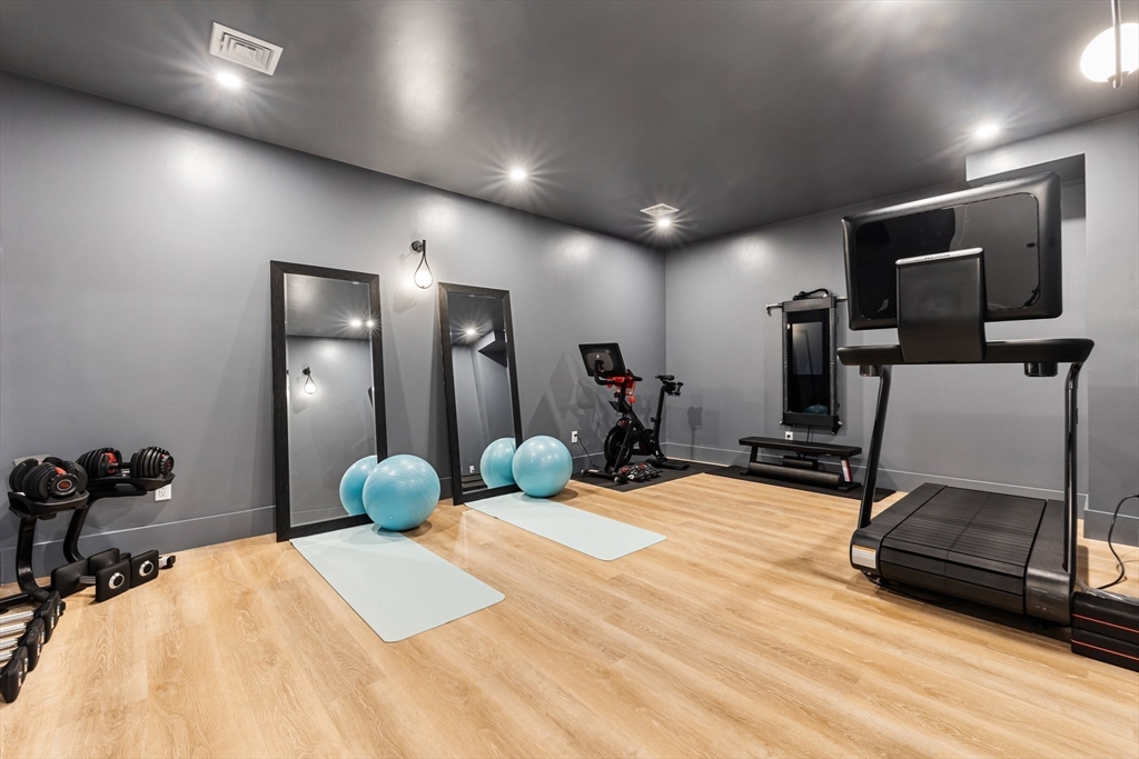 1 Revolutionary Road Lexington, MA 02421 - Photo 35 of 42