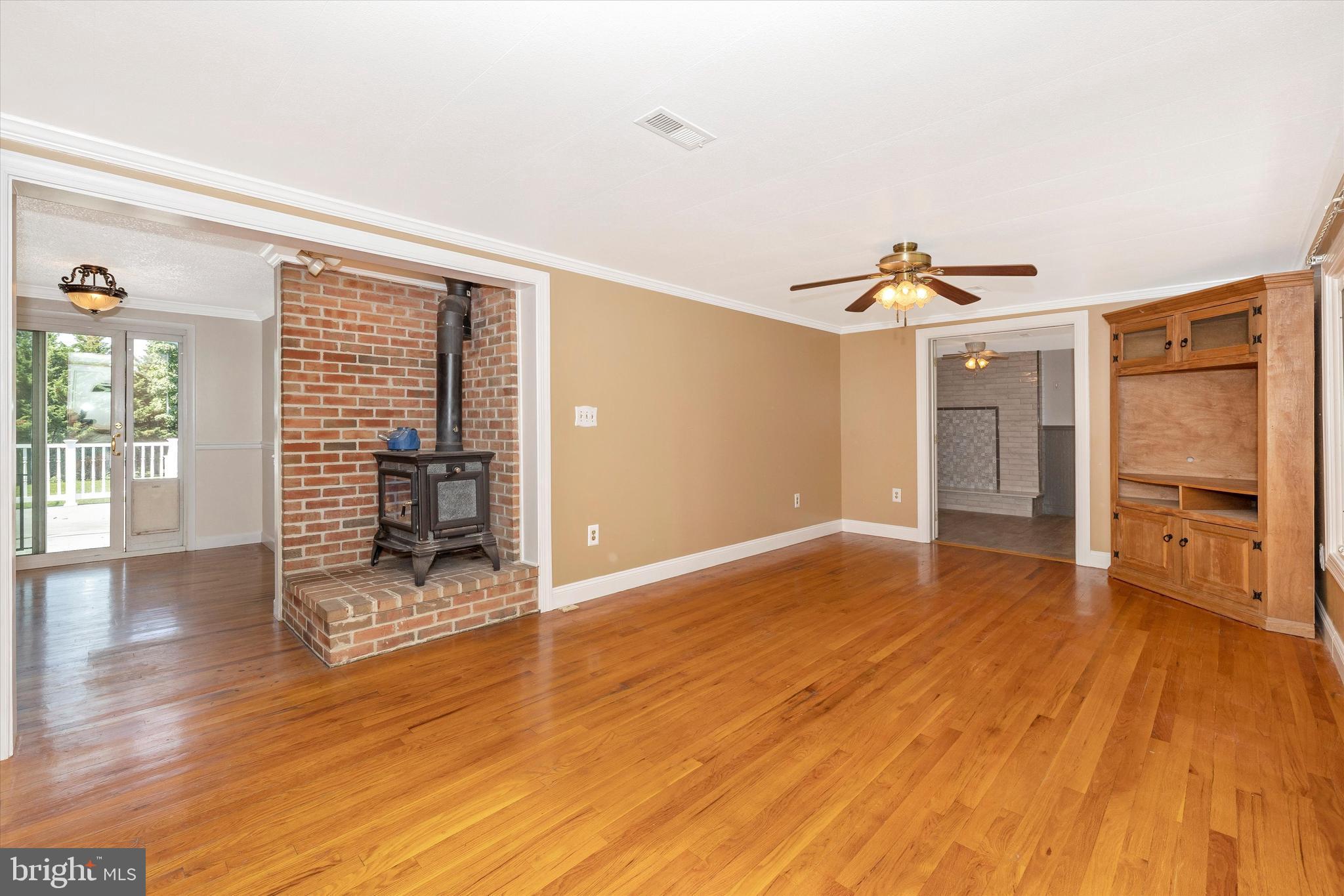 22708 Cavetown Church Road Smithsburg, MD 21783 - Photo 3 of 82 Gallery Image 3