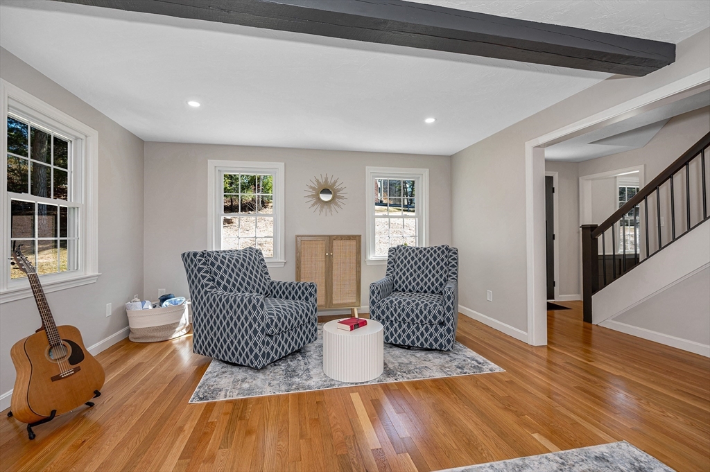 71 Amble Road Chelmsford, MA 01824 - Photo 5 of 42