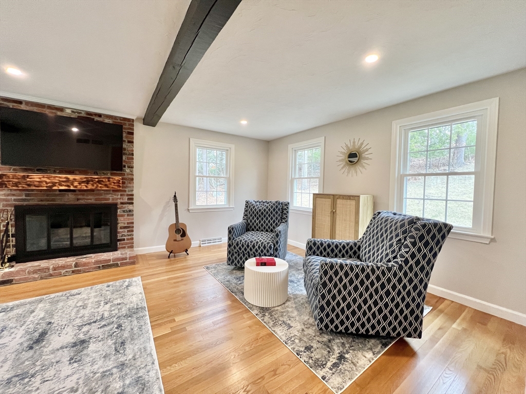 71 Amble Road Chelmsford, MA 01824 - Photo 6 of 42