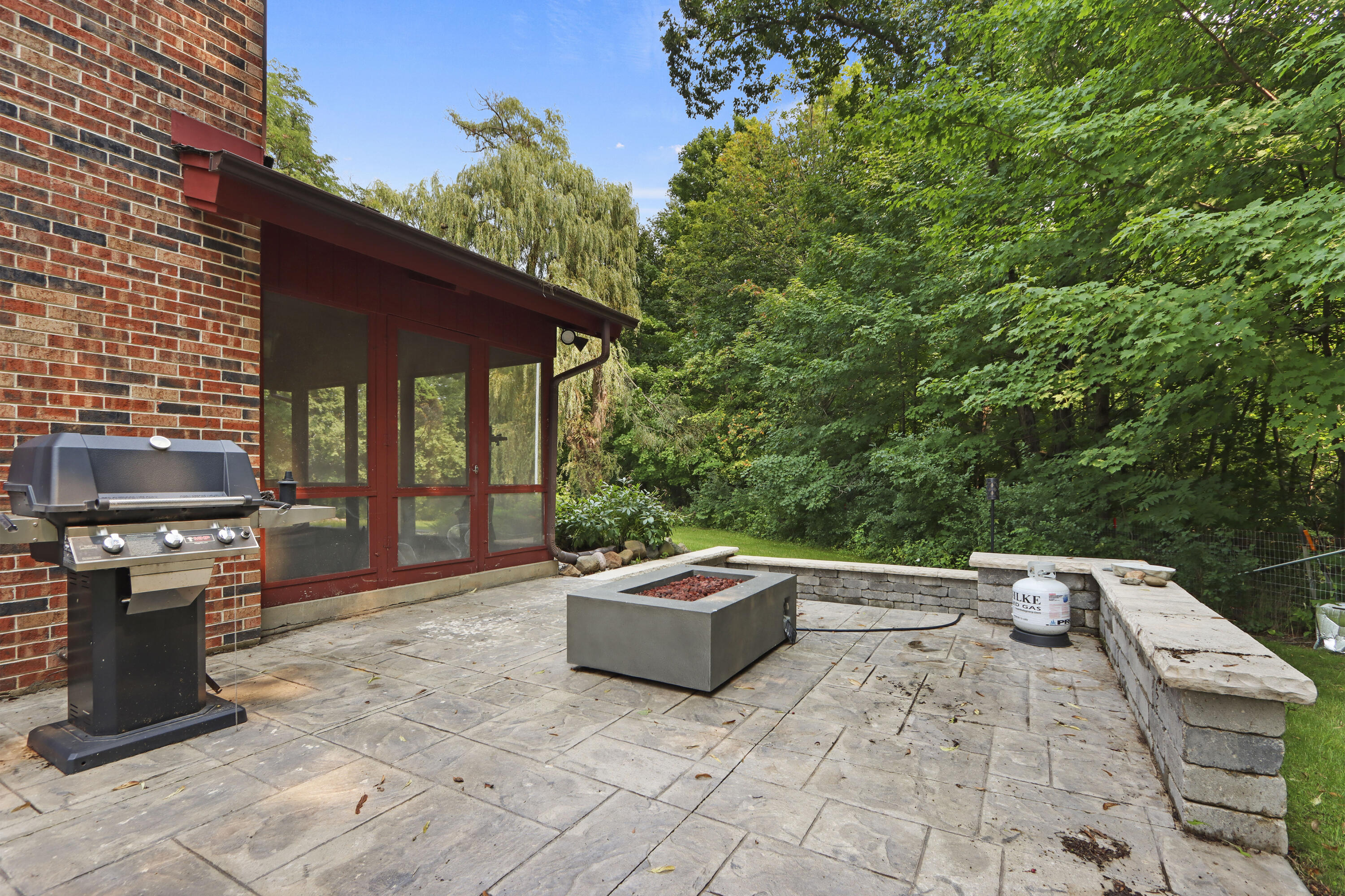 7101 Brook Road Caledonia, WI 53126 - Photo 39 of 49 39-BrookRd - 43