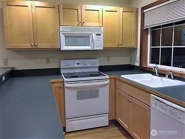 $3,500 | 1126 Northwest 56th Street, Seattle, WA 98107